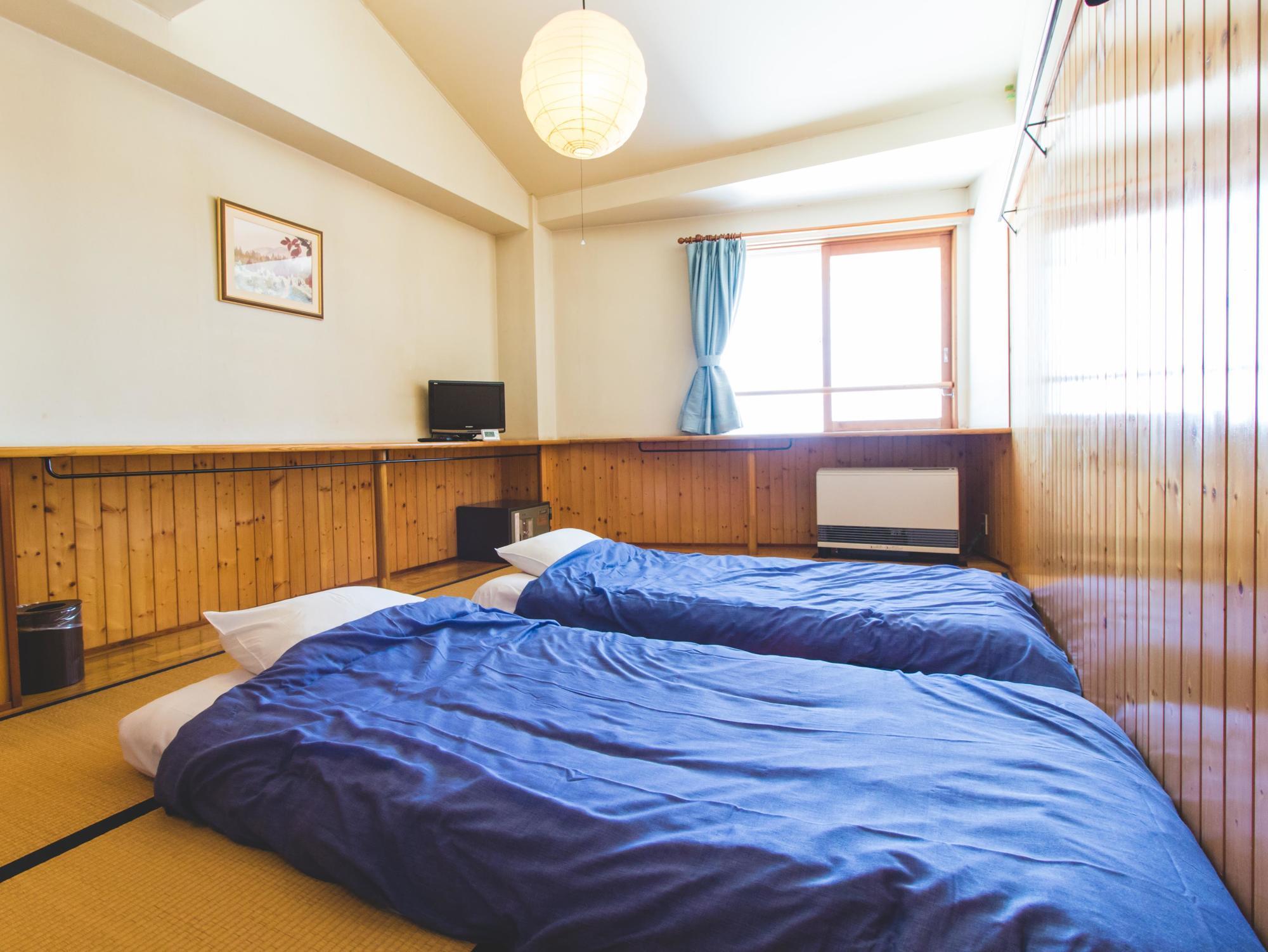 Hotel Silverhorn Мёко Экстерьер фото