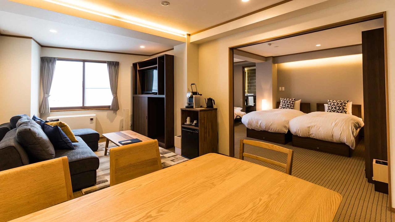 Hotel Silverhorn Мёко Экстерьер фото