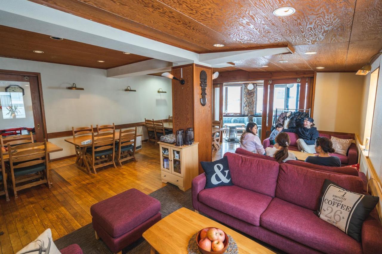 Hotel Silverhorn Мёко Экстерьер фото